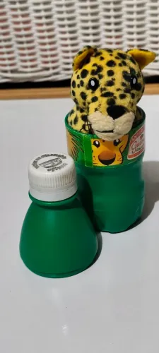 Pitchulinha Guaraná Antarctica com Oncinha de Pelúcia - Item Colecionável