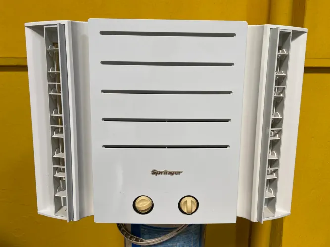 Ar Condicionado Springer 7.500 BTUS 110V