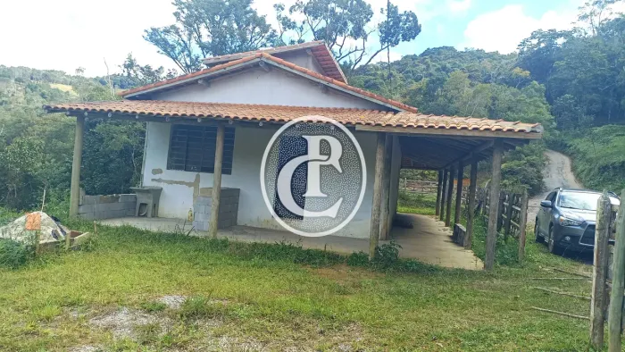 Refúgio Completo em Paraibuna: 31mil m² e Água Própria