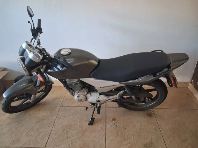 Vende se Honda 150 Ano 2007 UNICO DONO