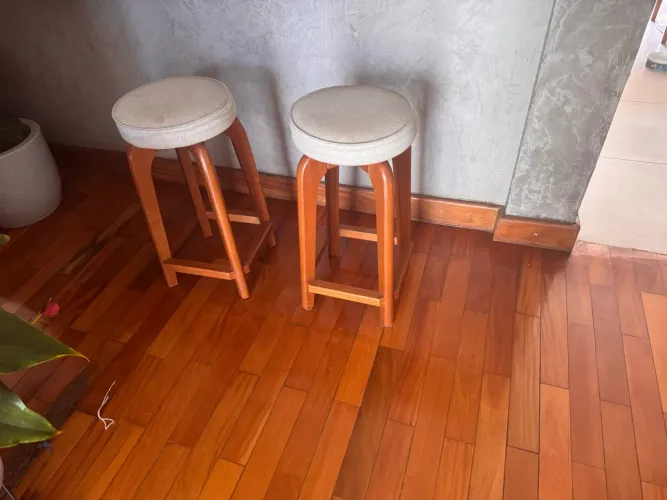Cortina branca com bordado - linda e delicada