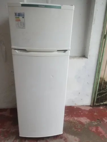 Geladeira Gelo seco 