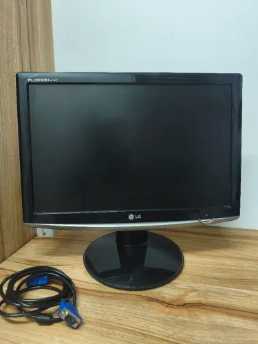 Monitor LG 17" à venda