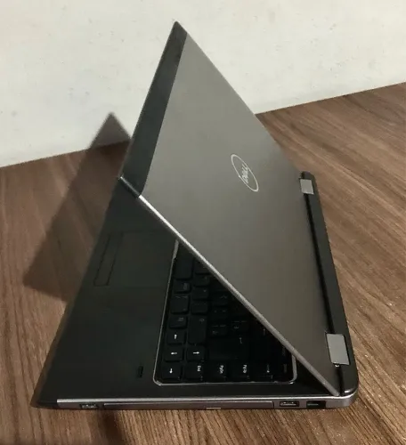 Notebook Dell i5 - Tela Grande 17 Polegadas - Bem Novo Mesmo