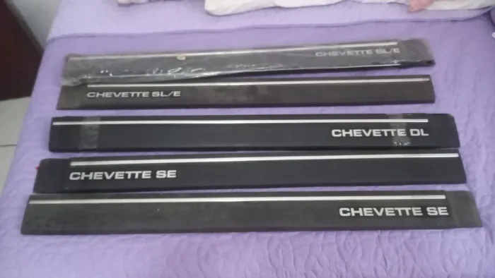 Friso do Chevette 