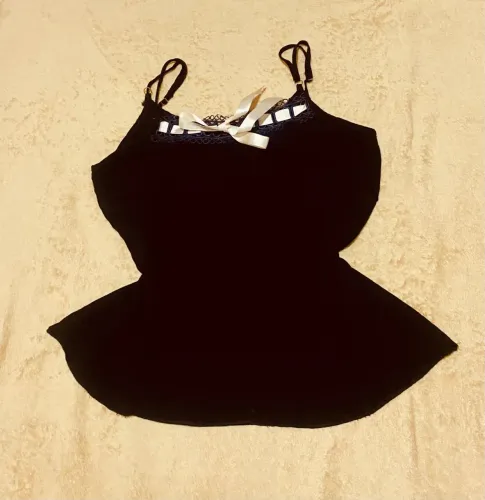 Blusa preta tamanho P valor 10,00