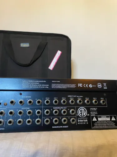 Mesa de som Alto ZMX 164FXII 16 canais
