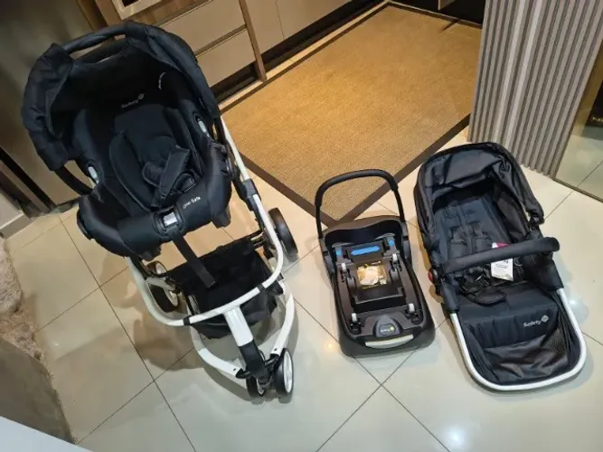Carrinho de bebê completo NOVO!