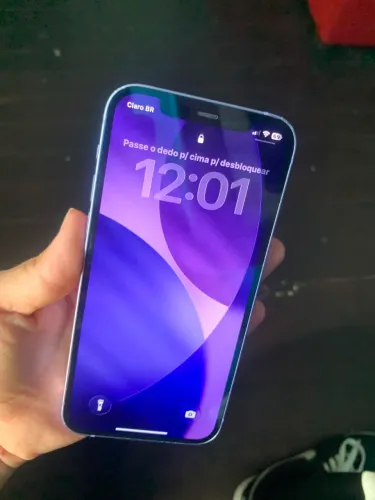 iPhone 12 roxo