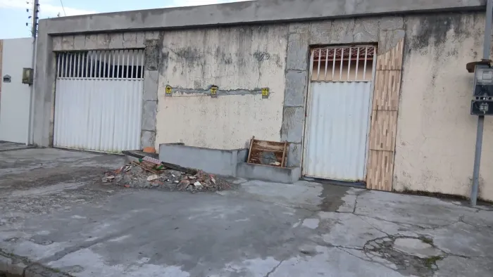 Portões de entrada usados