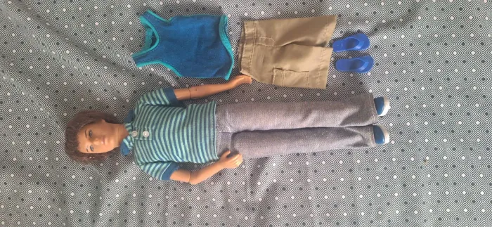 Boneco Troy Bolton High School Musical com acessórios