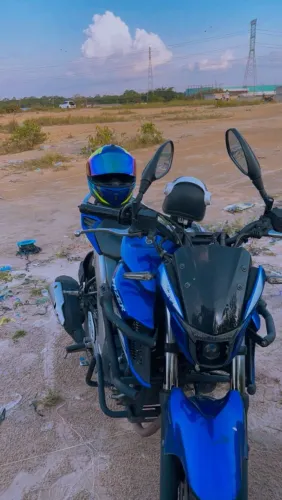 Vendo moto fazer está top 
