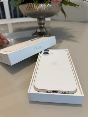 iPhone 16 Branco