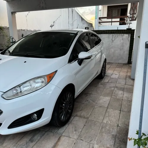 Ford Fiesta Sed. Ti./ti.plus1.6 16V Flex Aut. 2014