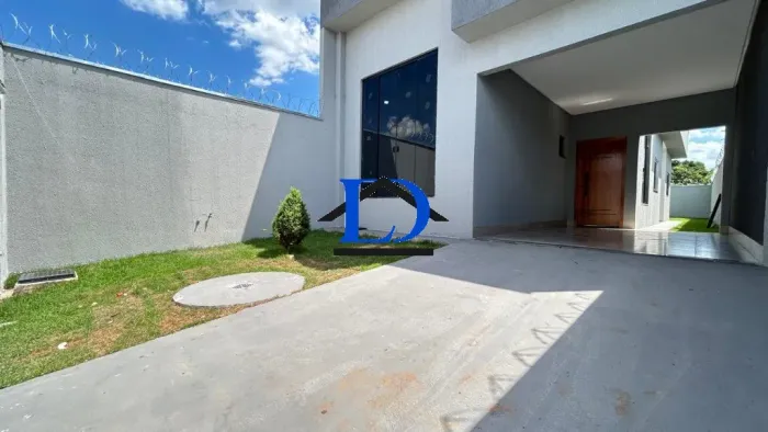 Casa à Venda no Pontal Sul em Aparecida de Goiânia | 3 Quartos