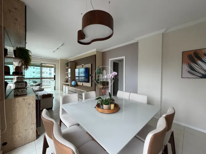 Apartamento 3 Suítes 118m² no Edifício Palladium - Centro - BRN