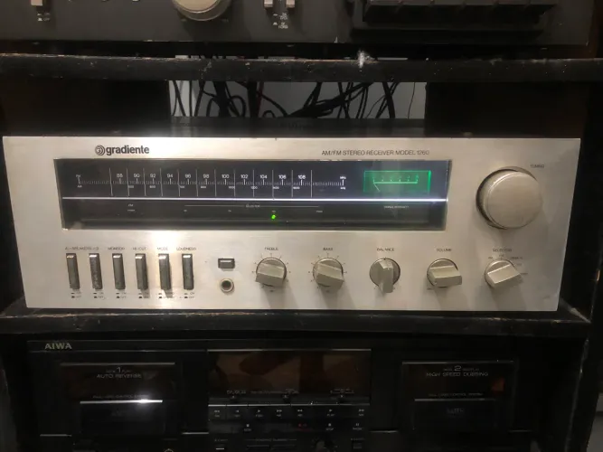 Receiver Gradiente model 1260