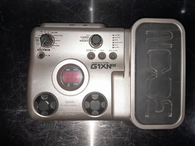 Pedaleira Zoom G1XN ext.