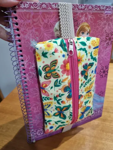 Estojo para capa de Caderno