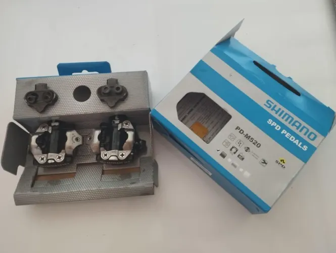 Pedal Shimano PD-M520