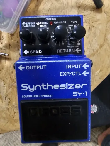 Pedal Synthesizer boss