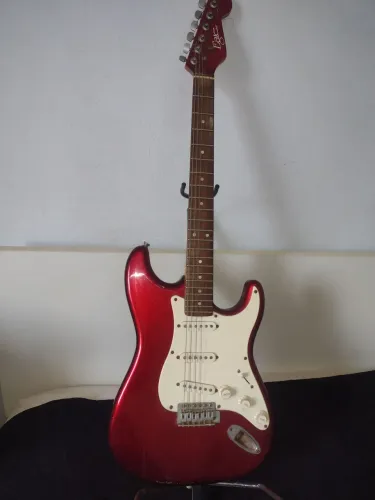 GUITARRA EAGLE