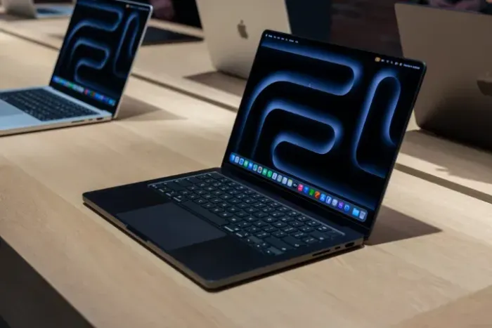 MacBook Pro M5 Max 2026 64GB 2TB 16.2" - (Novo/Lacrado)