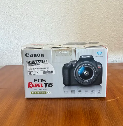 Câmera Canon EOS Rebel T6 - Perfeito estado - Pouco uso