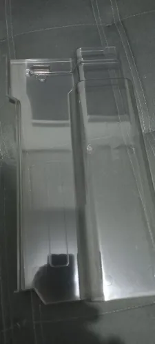 Vendo  10 telhas  romana em acrílico. Novas. 150 reais.