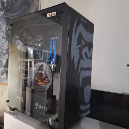 PC Gamer waterCooler e RGB
