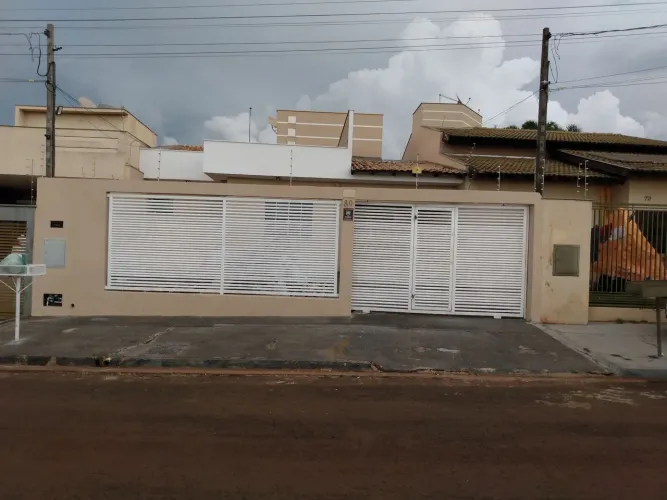 Casa Portal dos Pioneiros 100m2