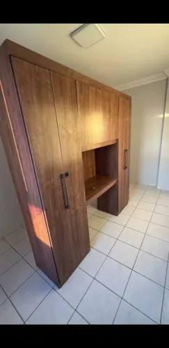 Guarda Roupa