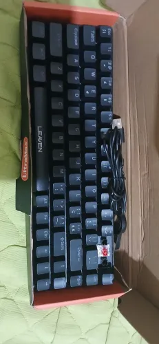 Teclado Mecânico sem fio switch red huano FUNCIONANDO PERFEITAMENTE(NOVO)