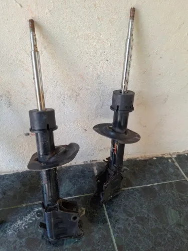 Vende-se amortecedores  fiat palio