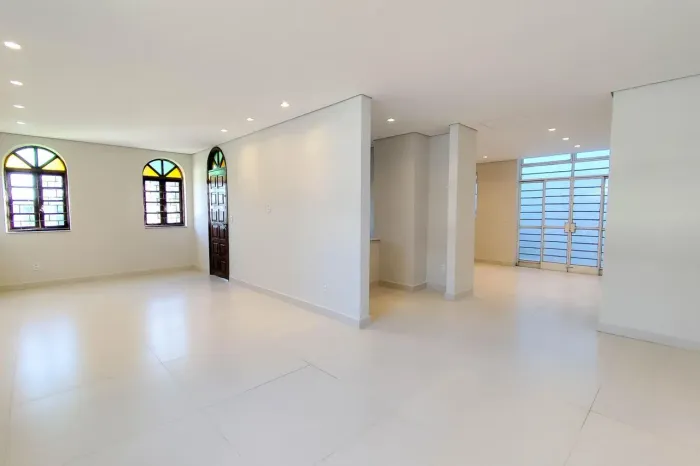 Casa à Venda - Salgado Filho, 4 Quartos, 420 m2