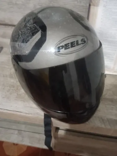 Capacete n°60 Spike ghost