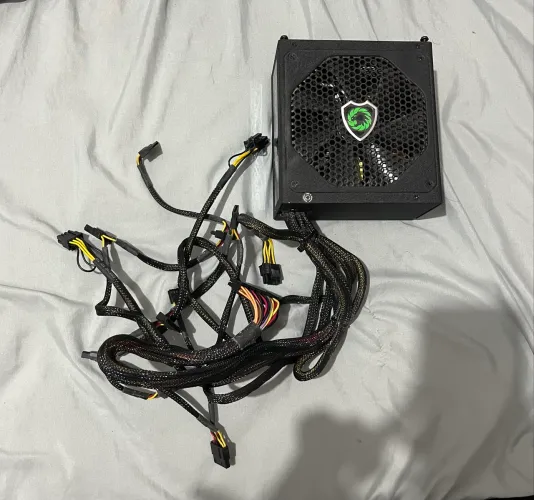 Fonte Gamemax 500W 80 plus bronze