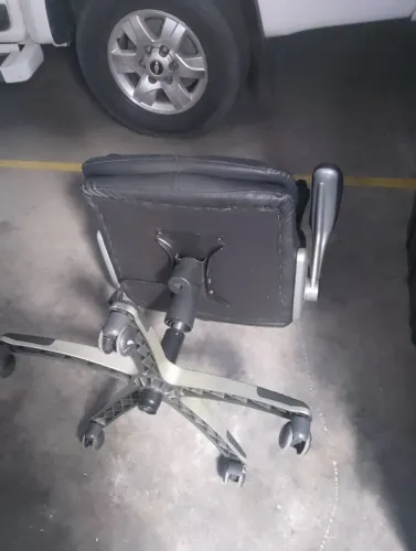 Estou vendendo essa cadeira