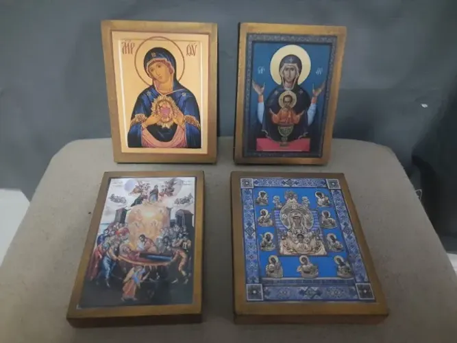 Imagens e Ícones Católicos de Nossa Senhora Virgem Maria Mãe de Deus