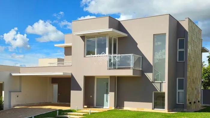 Casa com 5 Quartos sendo 4 Suítes à venda no bairro Quinta das Tipuanas em Araraquara