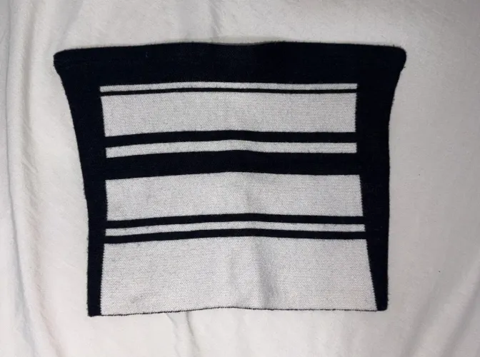 Top/cropped tricô