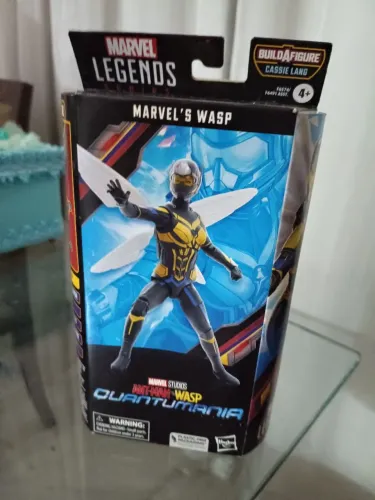 Marvel Legends Vespa Quantumania sem peça BAF