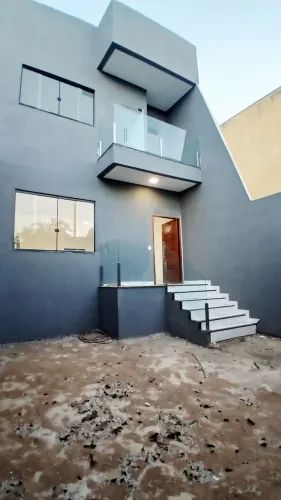 Casa Nova Em Lote 6x30 Com Quintal