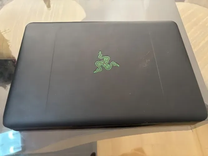 Notebook Razer Blade i7 7700HQ, 16gb, SSD 512gb