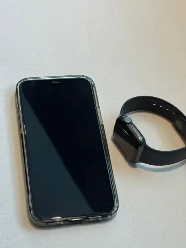 IPhone 12 + Apple Watch 2'Geraçao