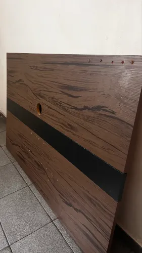 Painel para TV Seminovo em ótimo estado
