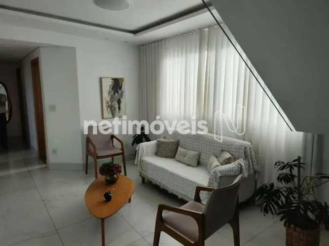 Cobertura no bairro Minas Brasil, área de 195m2, 4 quartos, suite, 3 banheiros