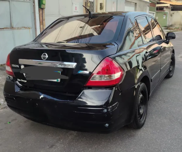 Nissan Tiida Sedan 1.8 16V Flex Fuel 4P 2012