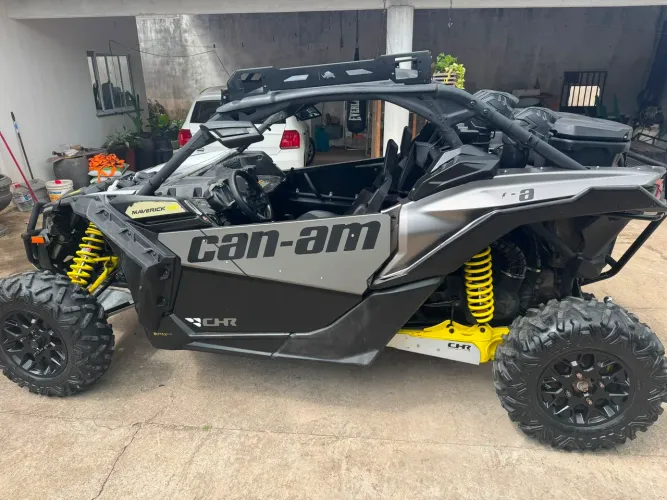 CAN AM Outlander Max XT 2022