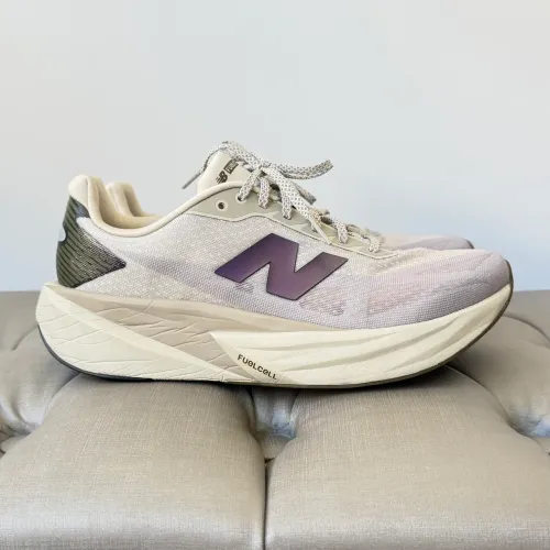 New Balance Rebel v5